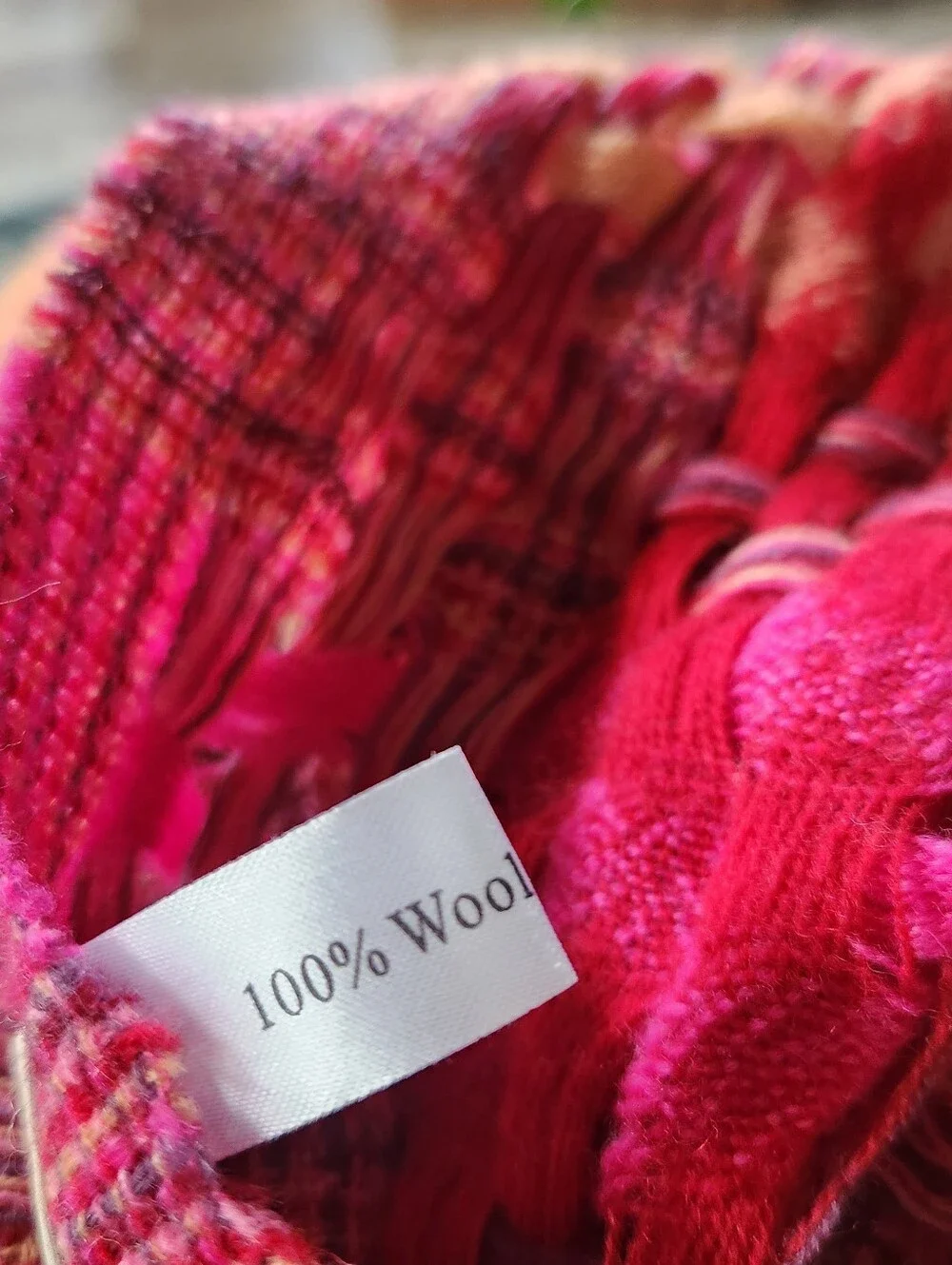 Suantrai Of Ireland Wool Vibrant Loose Weave Scarf Magenta Fuscia 78x14 Inch